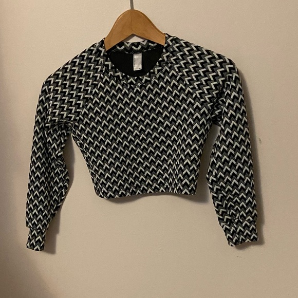 Brand new (no tags) American-Apparel top/skirt set - Picture 6 of 8